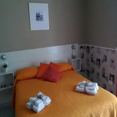 Sweet Two Steps From The Ruins... Bed and Breakfast Πομπηία