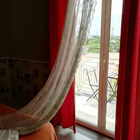 Sweet Two Steps From The Ruins... Bed and Breakfast