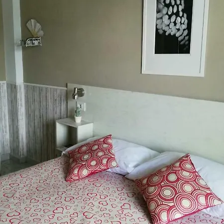 Bed and Breakfast Sweet Two Steps From The Ruins... 3*