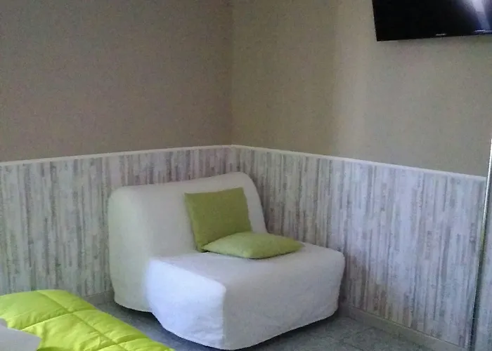 Sweet Two Steps From The Ruins... 3* Pompei