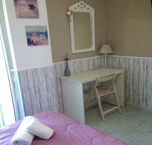 Sweet Two Steps From The Ruins... 3* Pompei