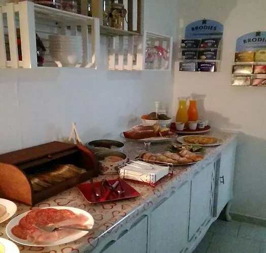 Bed & Breakfast Sweet Two Steps From The Ruins...