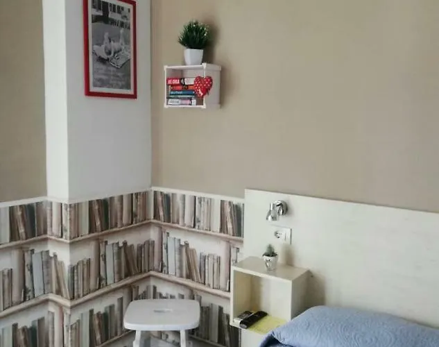 Sweet Two Steps From The Ruins... Bed & Breakfast Pompei